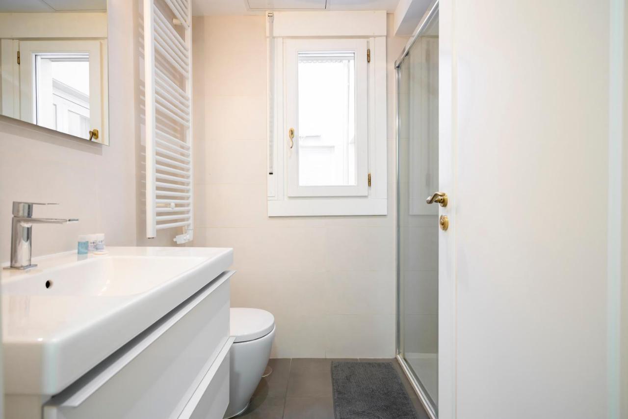For You Rentals Brand New Apartment At Madrid City Center Wifi Ato55 Exterior foto